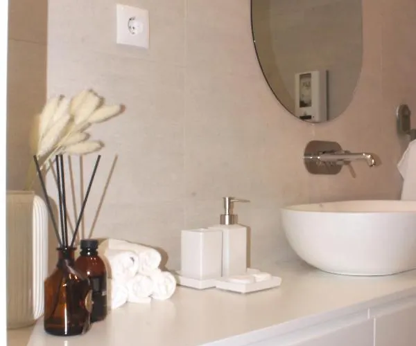 Sweet Dreams In Apartment *